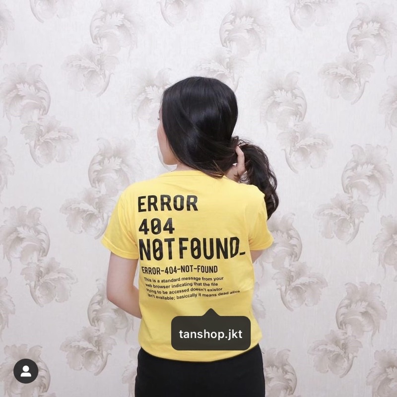 Kaos Wanita - ERROR 404