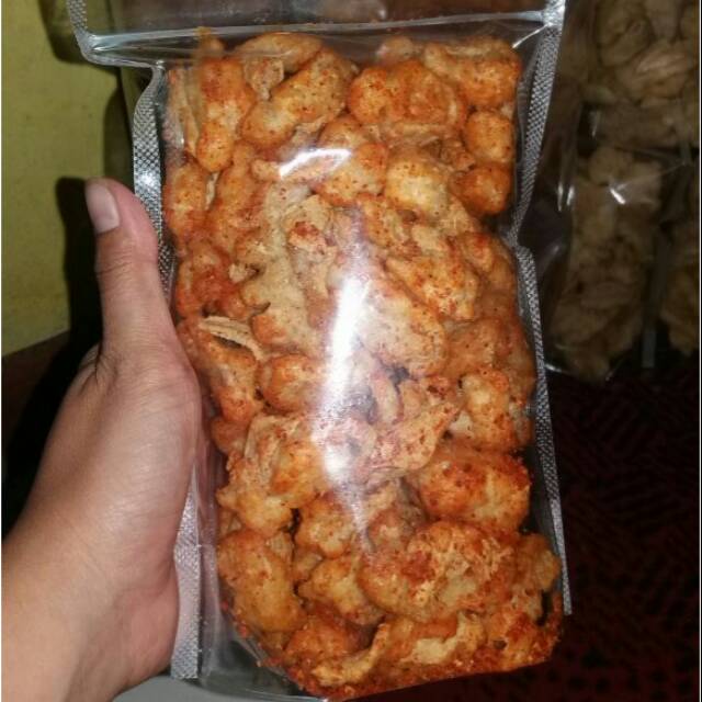 

Kerupuk batagor pedas