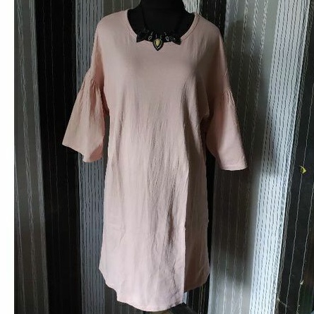 PRELOVED Atasan Blouse Kaos ala Nagita Slavina