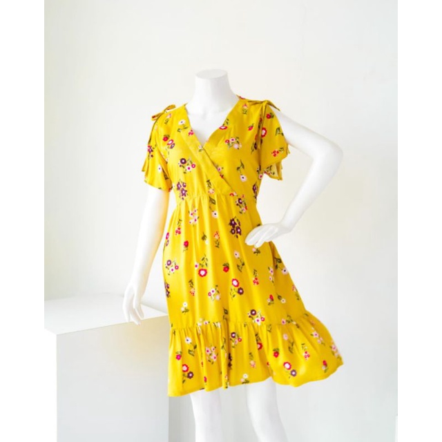 Queena Dress •Kado Nikah •Baju Seserahan •Dress Cantik •Sexydress •Baju Sexy Wanita •Baju Rumahan •B