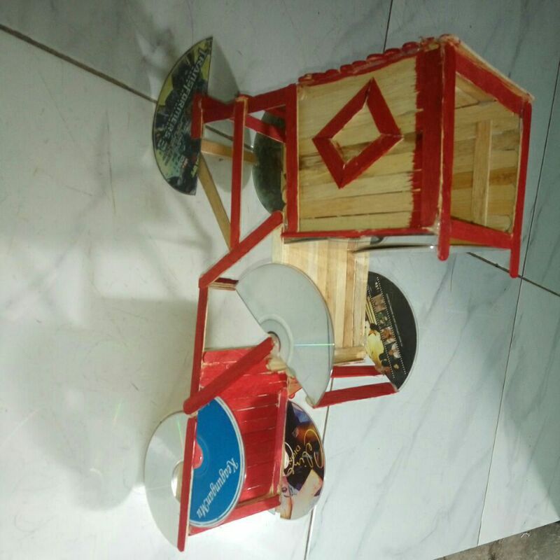 tempat alat sekolah/atk