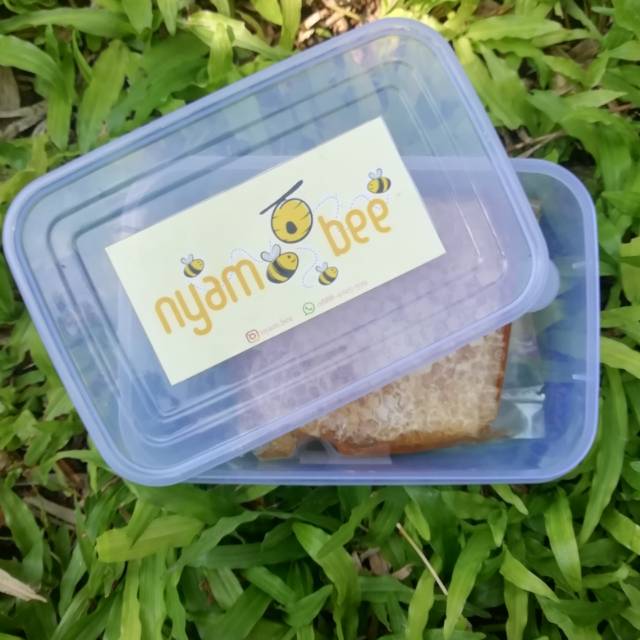 

Madu sarang (honeycomb) Nyam Bee