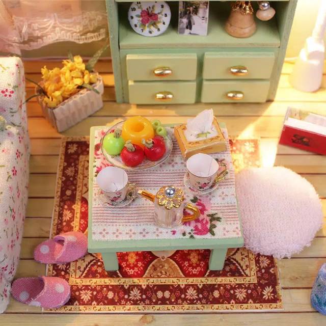 DIY ruangan mini cantik Family room M012