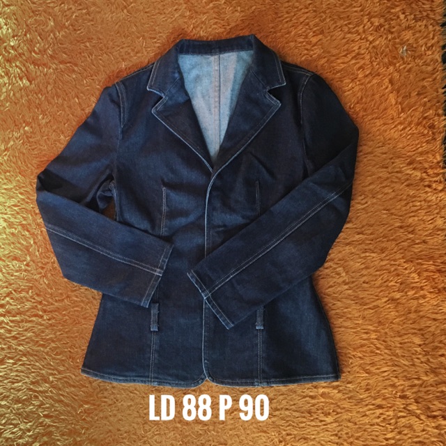 Jaket Designer Neil Barrett