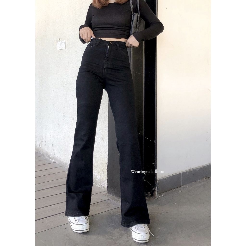 Kezia Cutbray Pants Hitam - Highwaist Jeans Cutbray