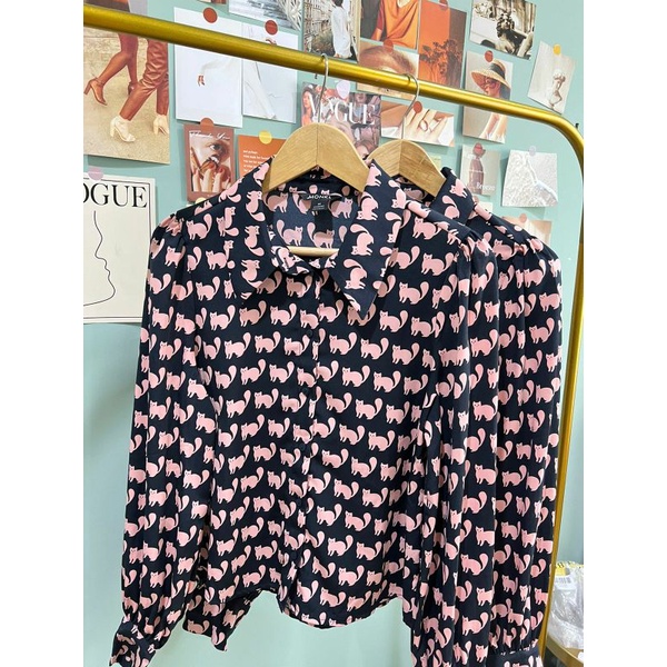 printed button longsleeved blouse