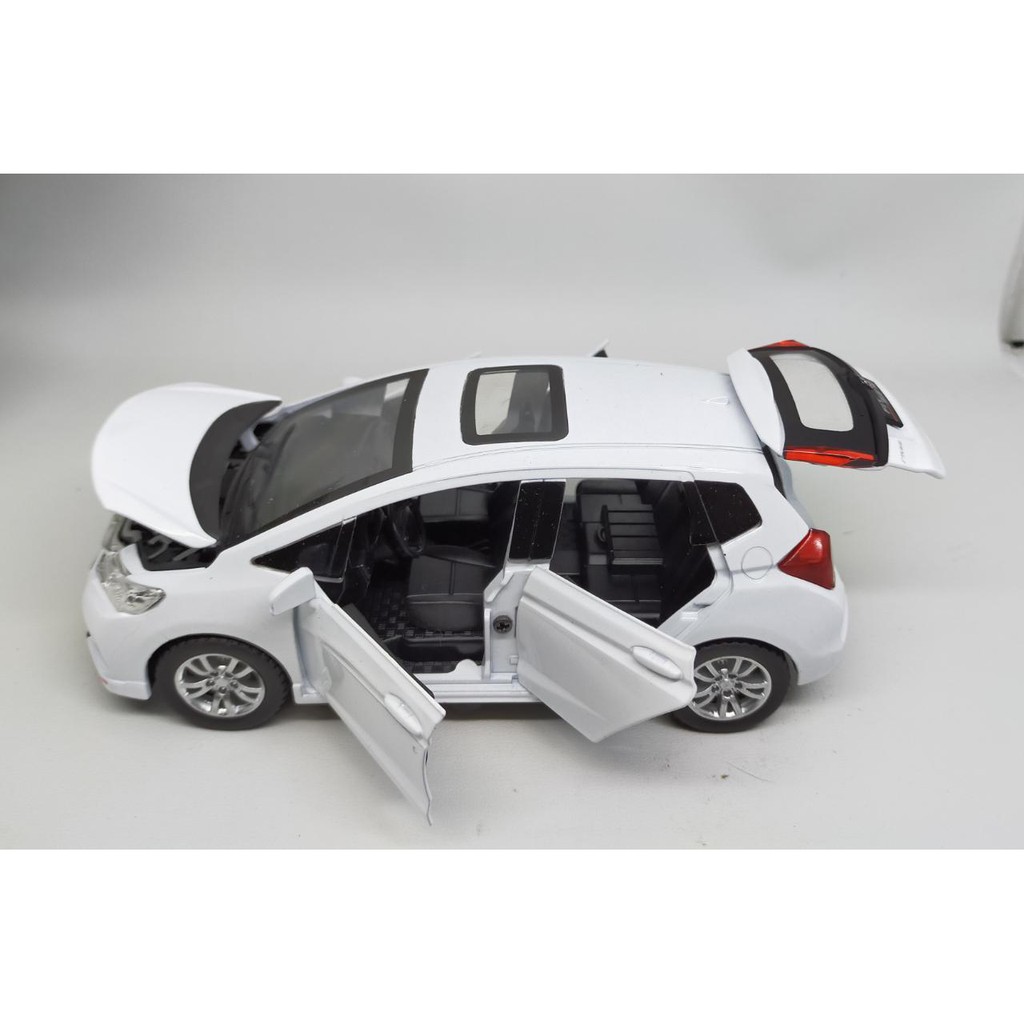 MOBIL DIECAST HONDA JAZZ FITT