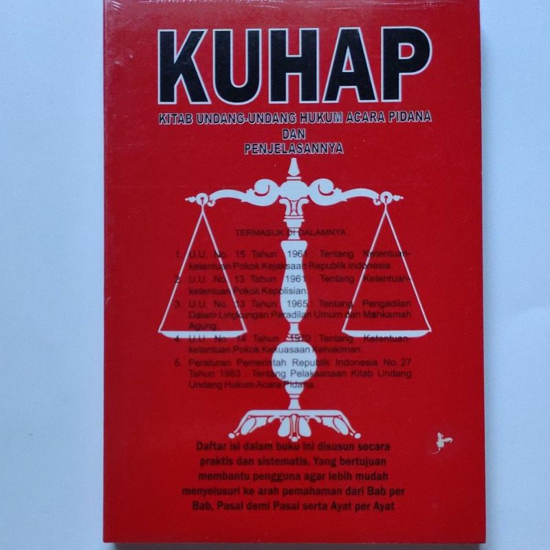 buku kitab undang-undang hukum acara pidana dan penjelasannya KUHP