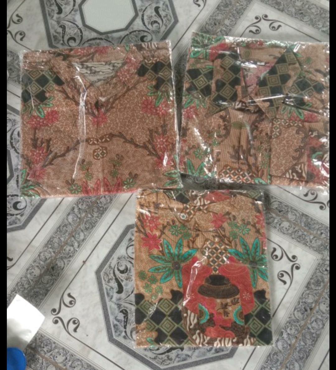 Batik Couple Ayah Dan Anak Laki-laki Motif Toples / Terlaris