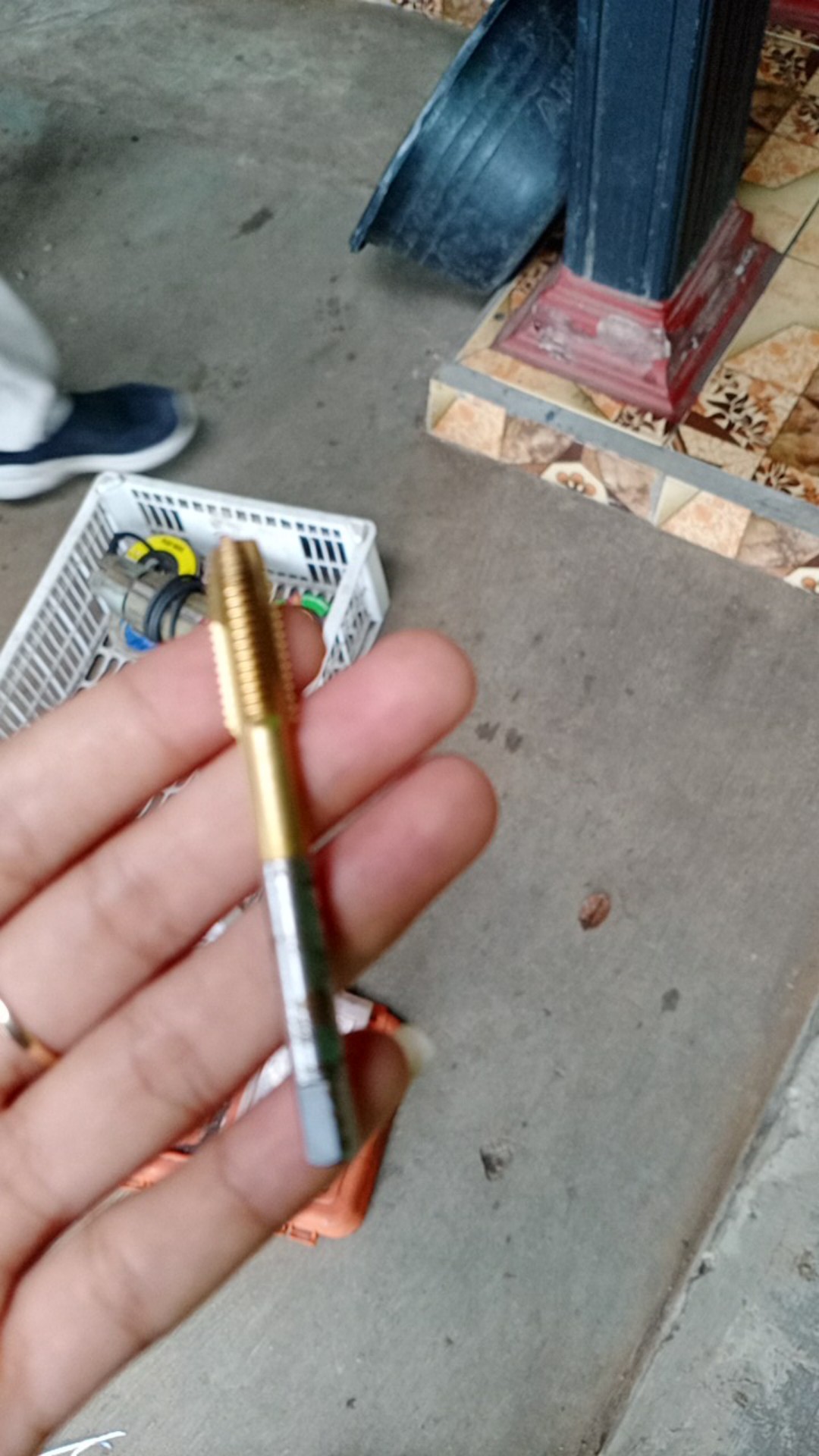 Tap Mesin Po M8x1.25 Yamawa Coating M8 X 1.25 Tap Hss-e M 8 Kuning Tap Ulir Drat Baut Mur 12