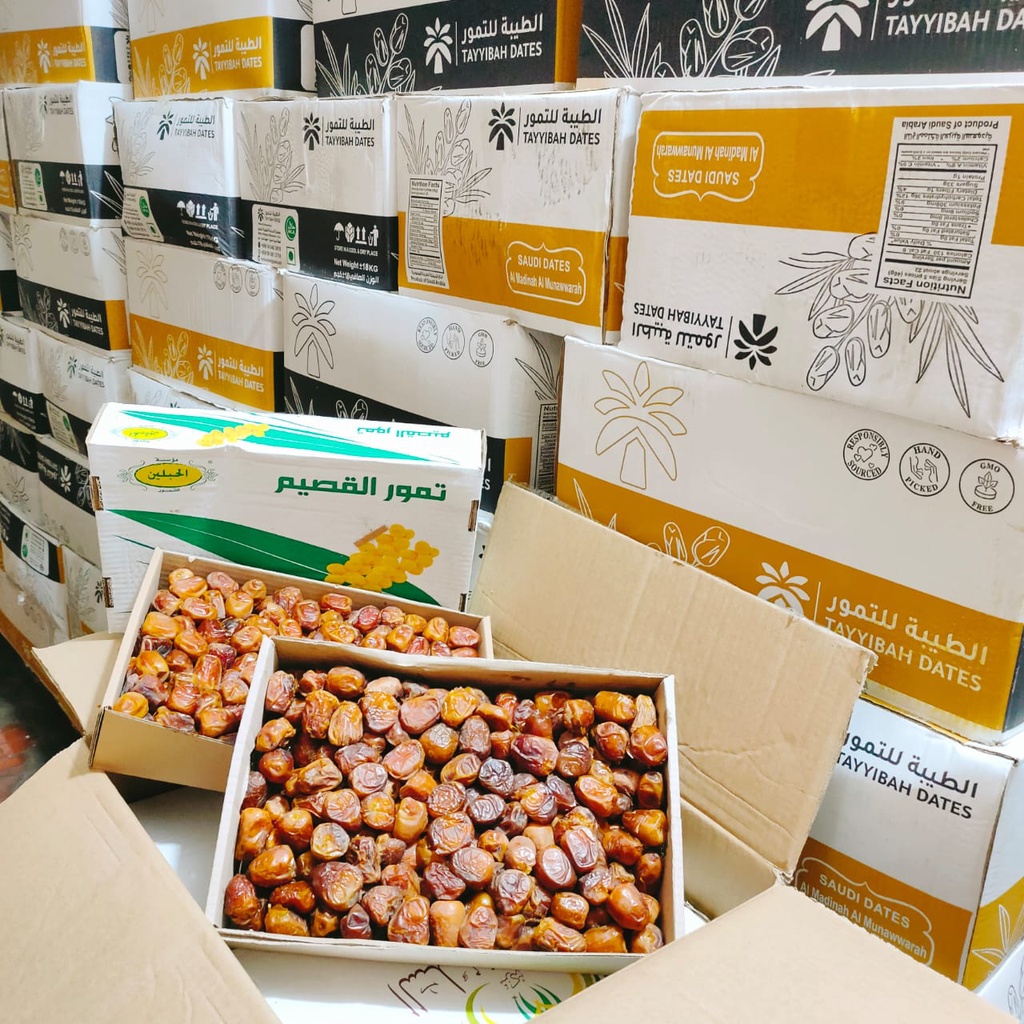 

Stok Terbatas KURMA SUKHARI Al Qasim SUKARI Original Berat 3 kg Lebih