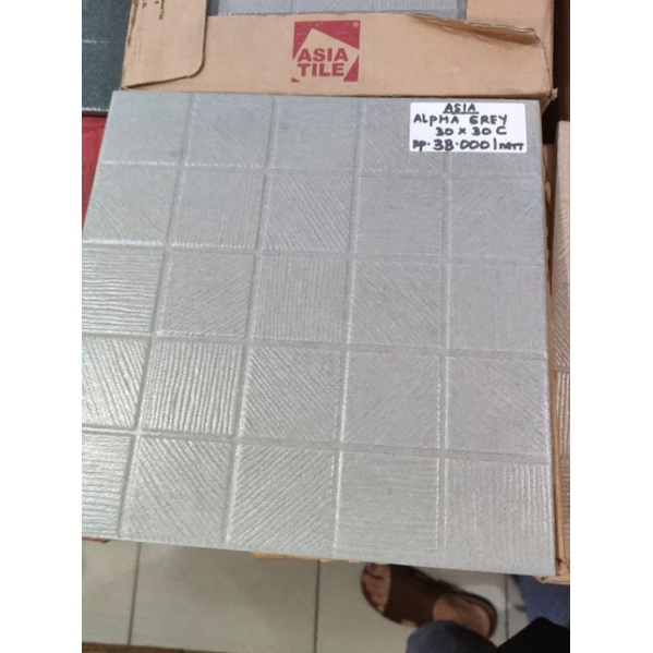 Keramik Lantai Kamar Mandi Asia Alpha Grey 30x30 kw3