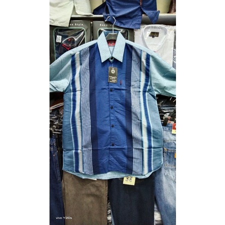 KEMEJA PENDEK PRIA YOBEL L