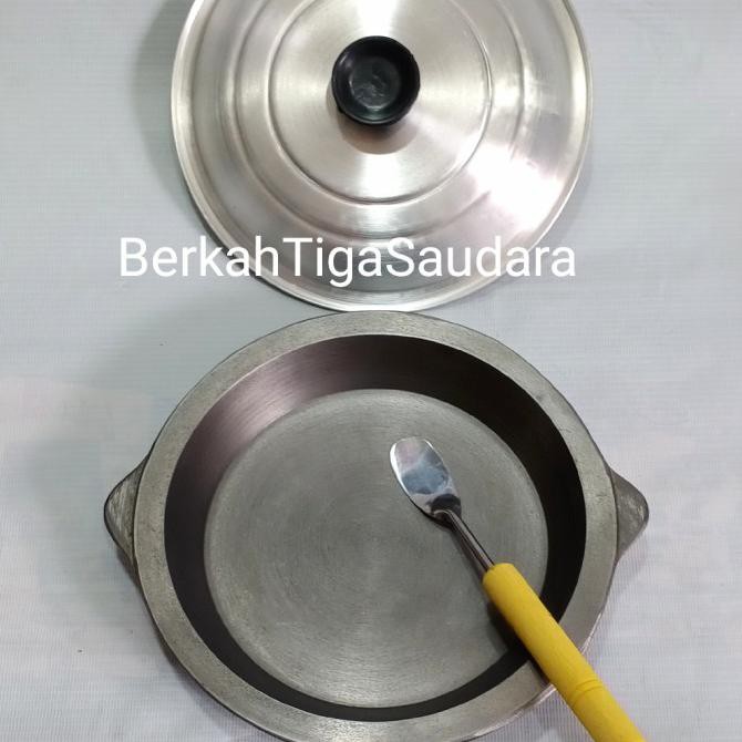 

Kuali Loyang Martabak Manis 13Cm Free Ttup + 1Sodet Mini Termurah