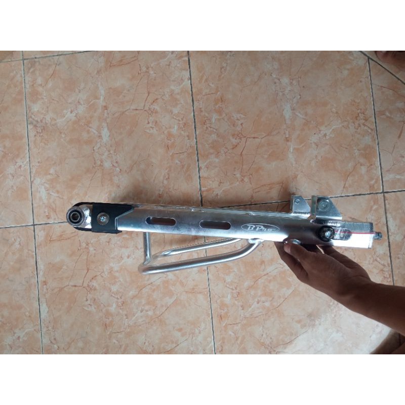 Arm sapid belakang merk Bpro Honda supra Supra125