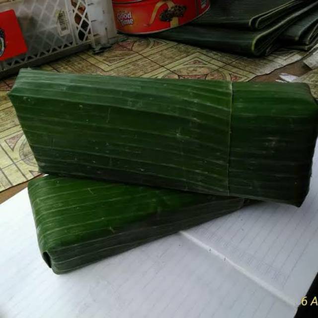 

Tempe balokan bungkus daun