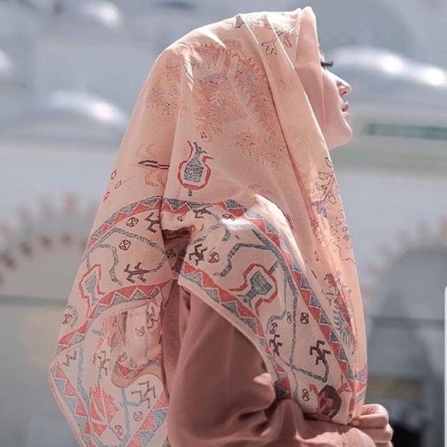 Pelangi asmara anatolia series motif mirip sumba wearing klamby