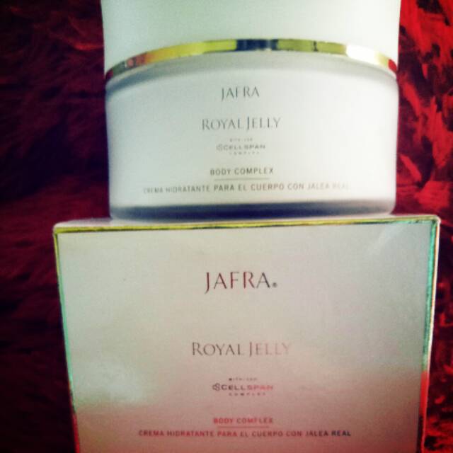 JAFRA royal Jelly Body Complex