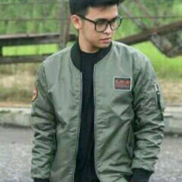 Jaket Bomber Hijau Army