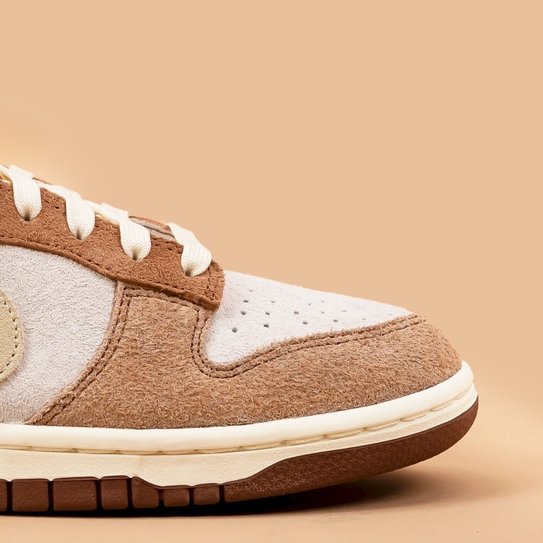 Dunk Low Premium Medium Curry Men