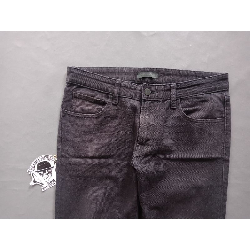 Celana Denim Uniqlo jeans hitam
