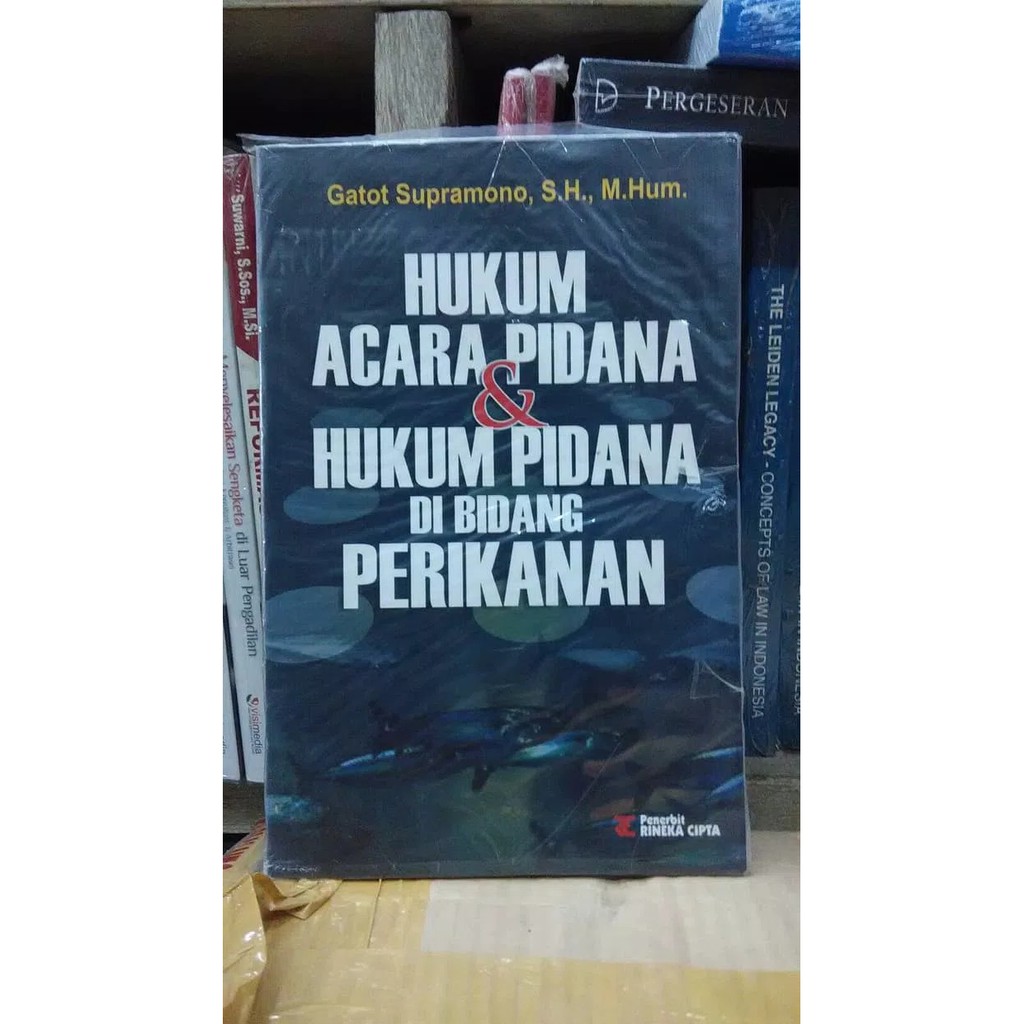 buku hukum acara pidana dan hukum pidana di bidang perikanan  Best Promo