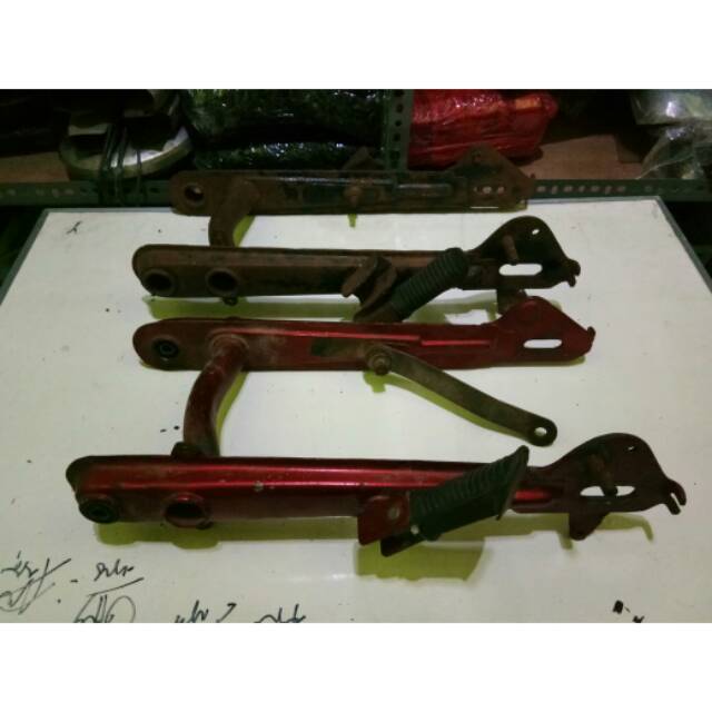 Swing Arm / Sapitan Blkang Honda c70 Shock Panjang Original