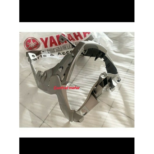 Tebeng body sayap depan xeon gt 125 silver ori ygp