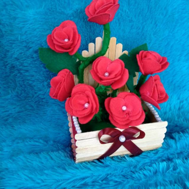 Bunga hiasan ruang tamu