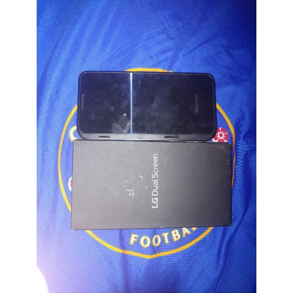 dual screen LG V50 thiq