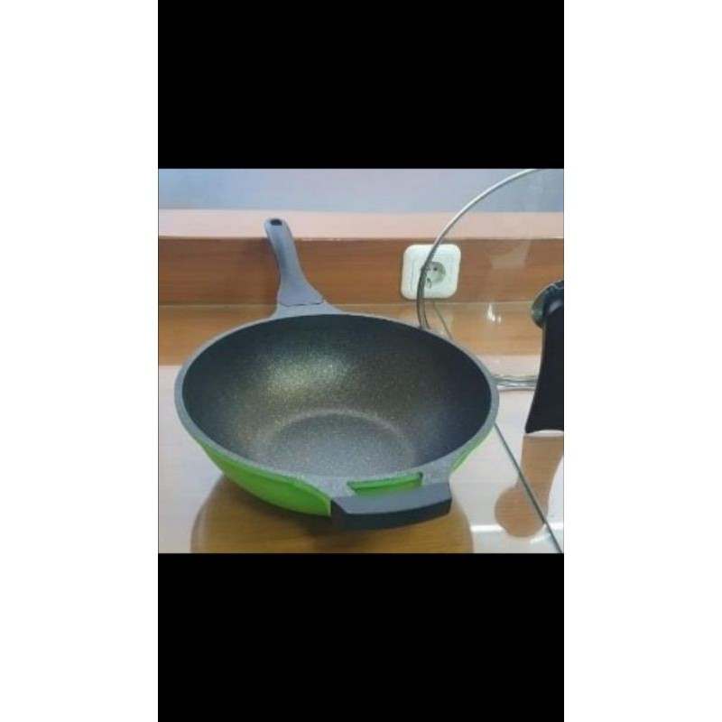 Panci SUGGO Wok Pan 28cm + Tutup Kaca &amp; Anti Lengket SG-28WP