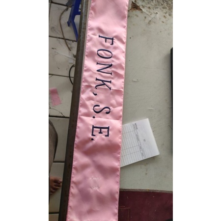 SATU HARI JADI SELEMPANG / SASH WISUDA BAHAN SATIN TANPA LIST