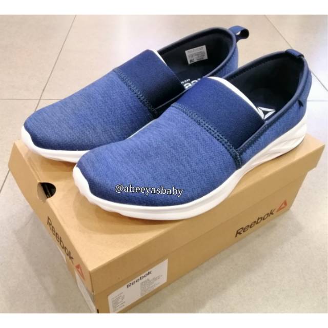 Reebok Man Astroride Slip On Navy sz 39/25cm,