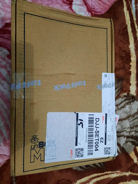 Set Alat Makan/sendok Garpu Pisau Sumpit Sedotan - Ea02300