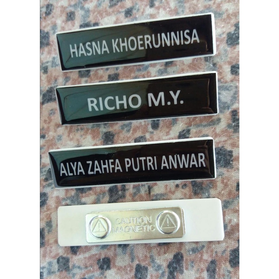 

NAME TAG / PAPAN NAMA AKRILIK + RESIN MAGNET BAZZART