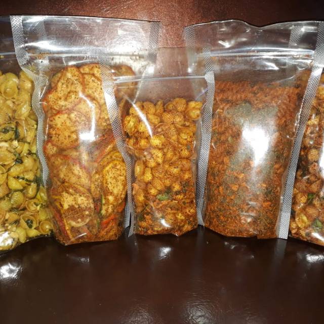 

Makroni miccinkuy