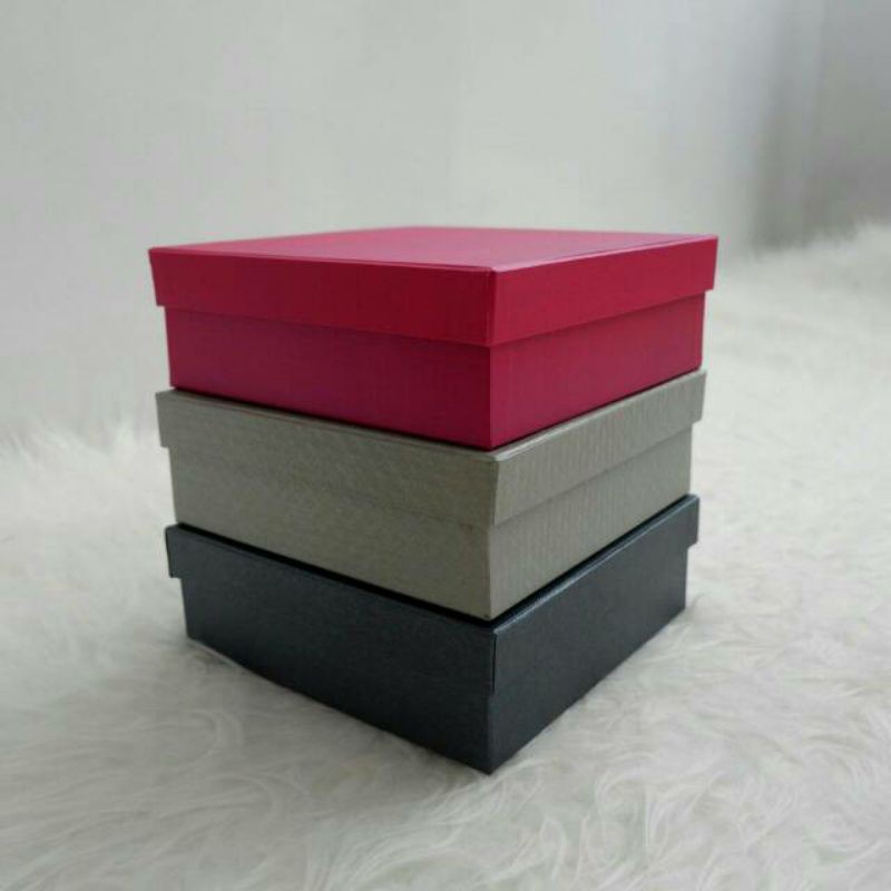 

Box Kado Ukuran 15x15x10