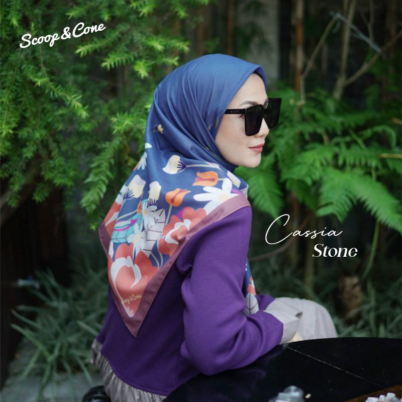 SCOOP AND CONE BY MONEL CASSIA SERIES | KERUDUNG VOAL SEGI EMPAT HIJAB