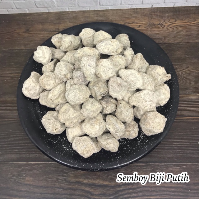 

SEMBOY BIJI PUTIH ± 12 PCS (50 GRAM) | SOMBOY | SEMBOI | SOMBOI BUAH PLUM KERING SNACKY MEDAN