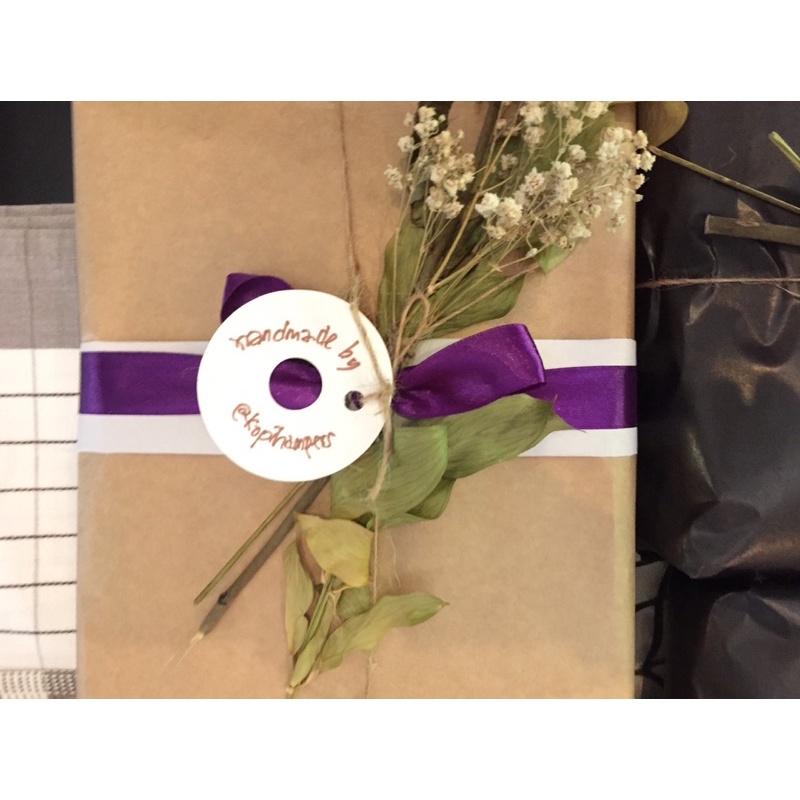 

BUNGKUS KADO KEMASAN HADIAH UNIK GIFT WRAPPING PACKAGING PACKING CHRISTMAS HAMPERS NATAL