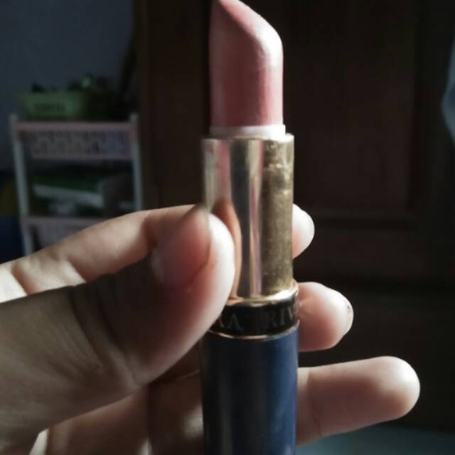 Rivera lipstik kondisi 80%
