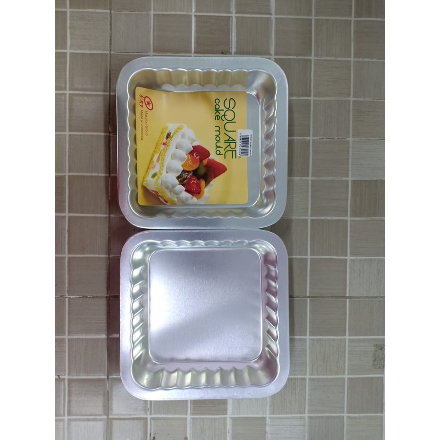 MASPION Cetakan Kue Segi Aluminium Foil 18 x 18 cm