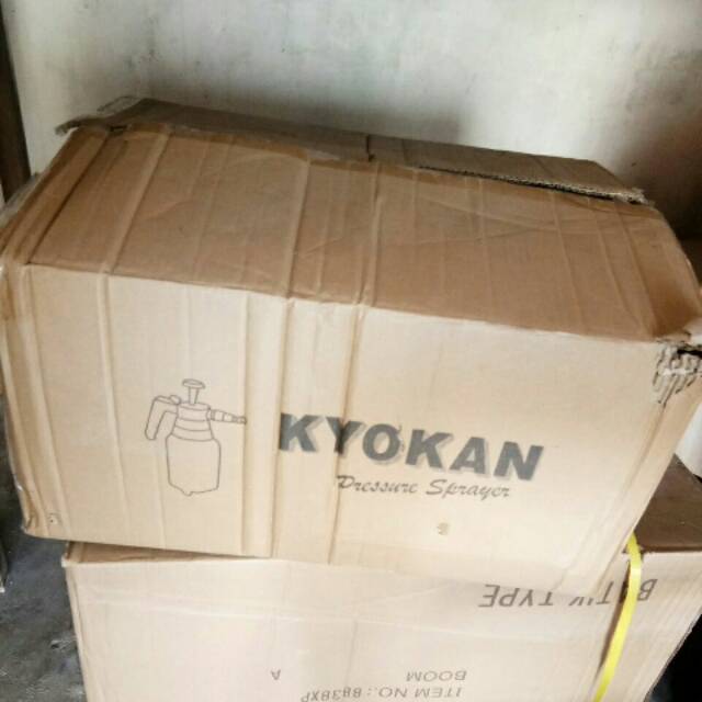 Semprotan disinfektan /hama Kyokan 1lt 1 dus isi 20