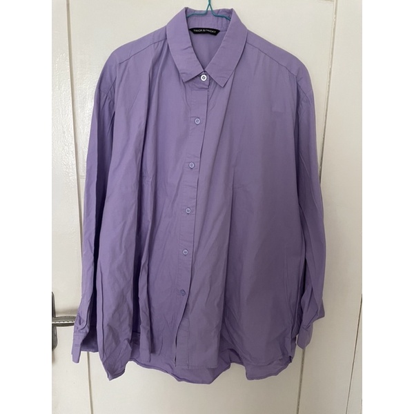 Oversized Shirt Trick & Tricky