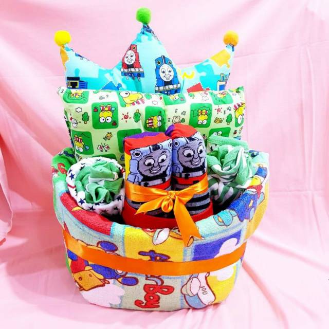 Kado lahiran bayi / Parcel bayi 155 / hampers bayi s1