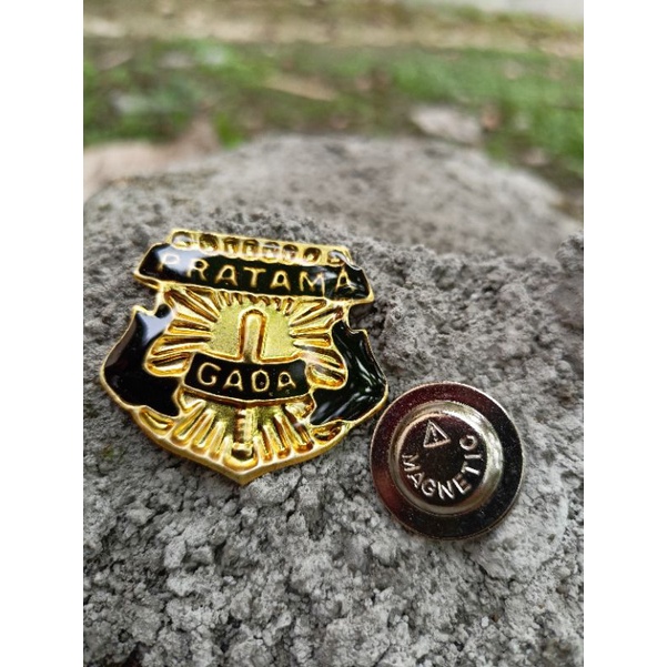pin gada Pratama magnet