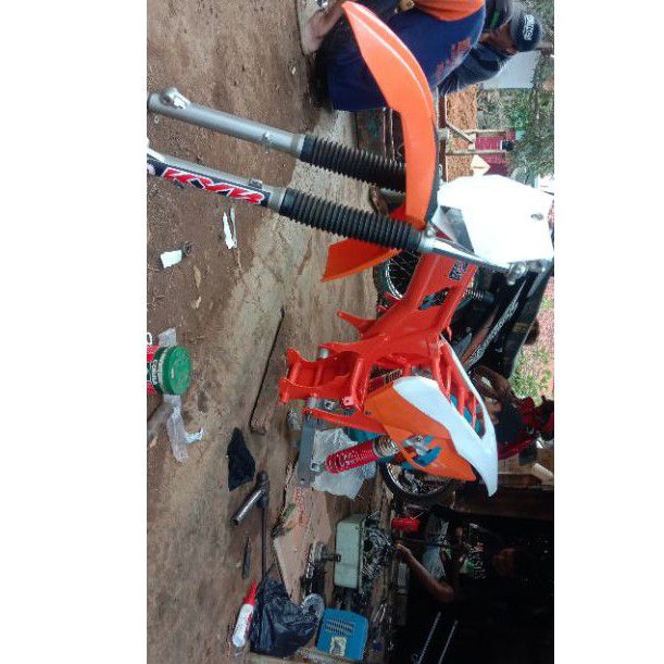 Rangka set BEBEK STD BODY KTM85