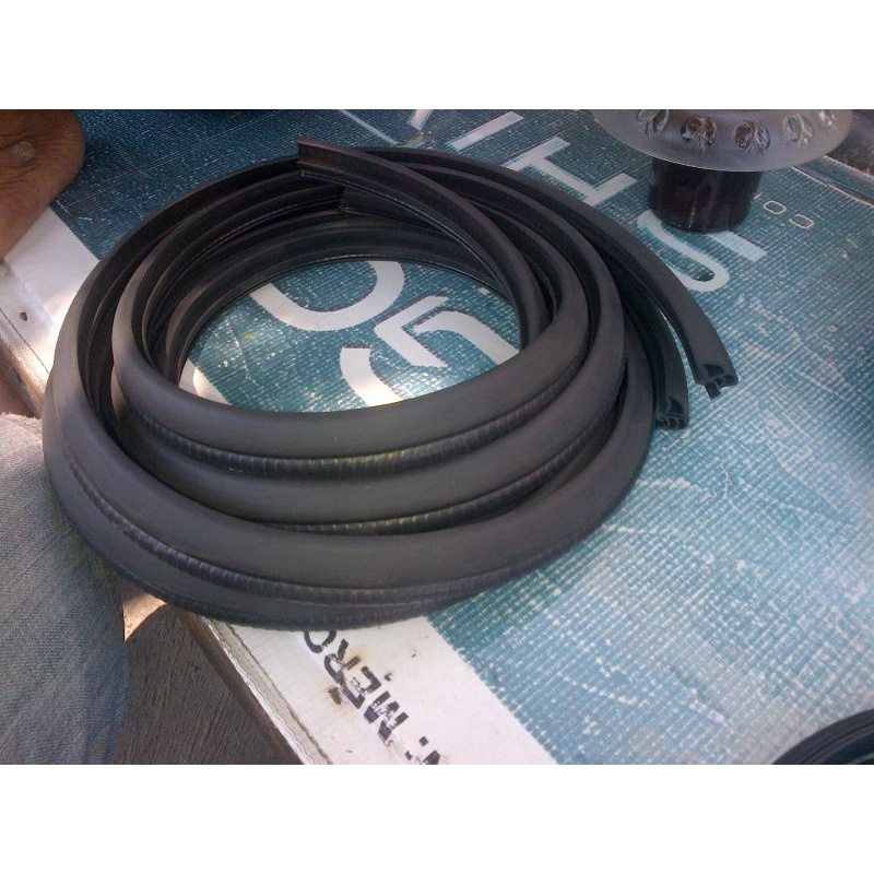 Karet talang atap Roof Accord Prestige