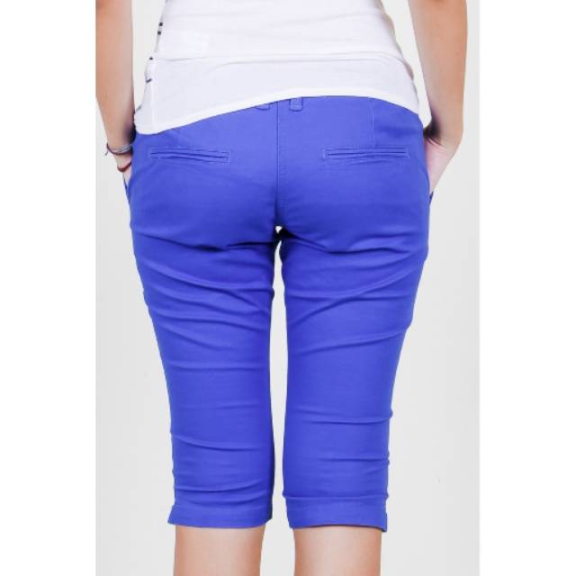 Celana Pendek Wanita Capri Bahan Flies Blue Import Original ( Size 28 s/d 30)