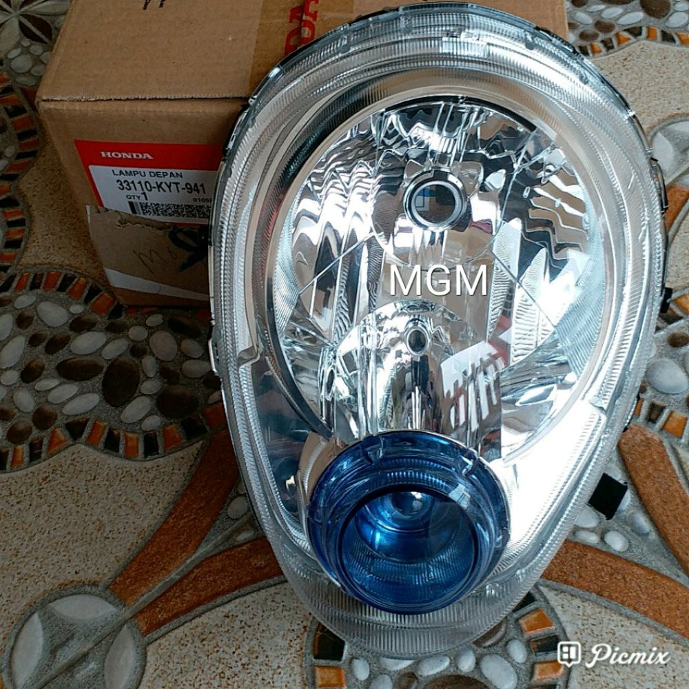 REFLEKTOR   HEADLAMP   LAMPU DEPAN HONDA SCOOPY KARBU ASLI AHM Bagus